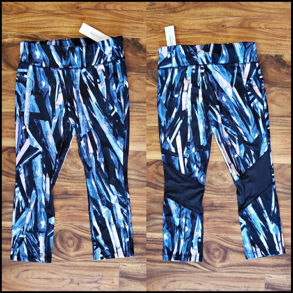 Calvin Klein Pants - 💚 NWT Calvin Klein Performance Leggings sz S